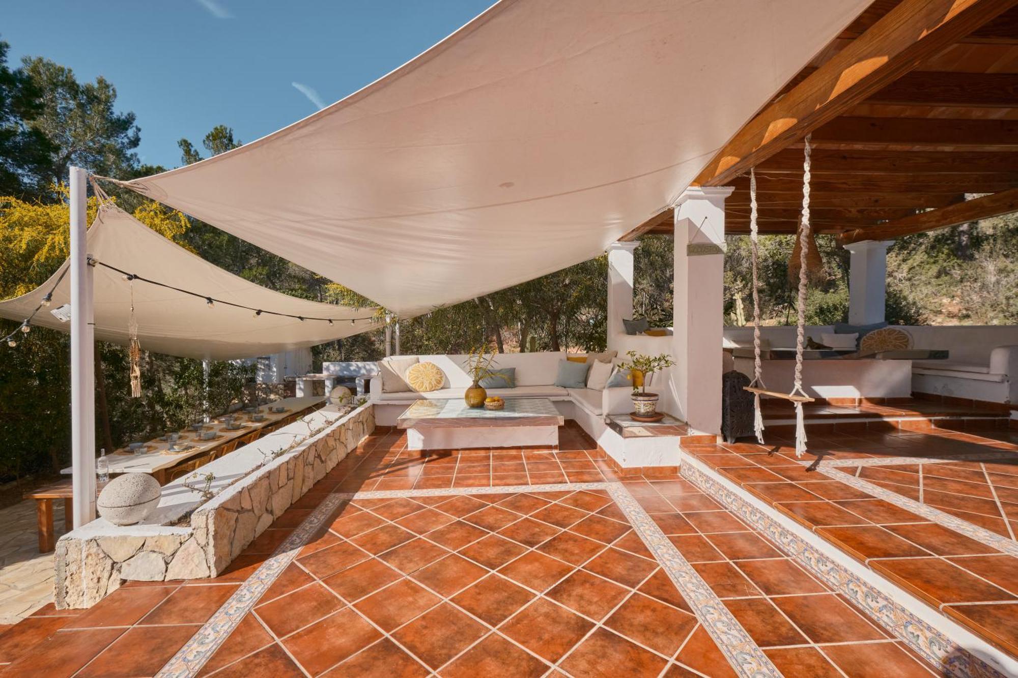 Sant Francesc de s'Estany Villa B&M Experience מראה חיצוני תמונה