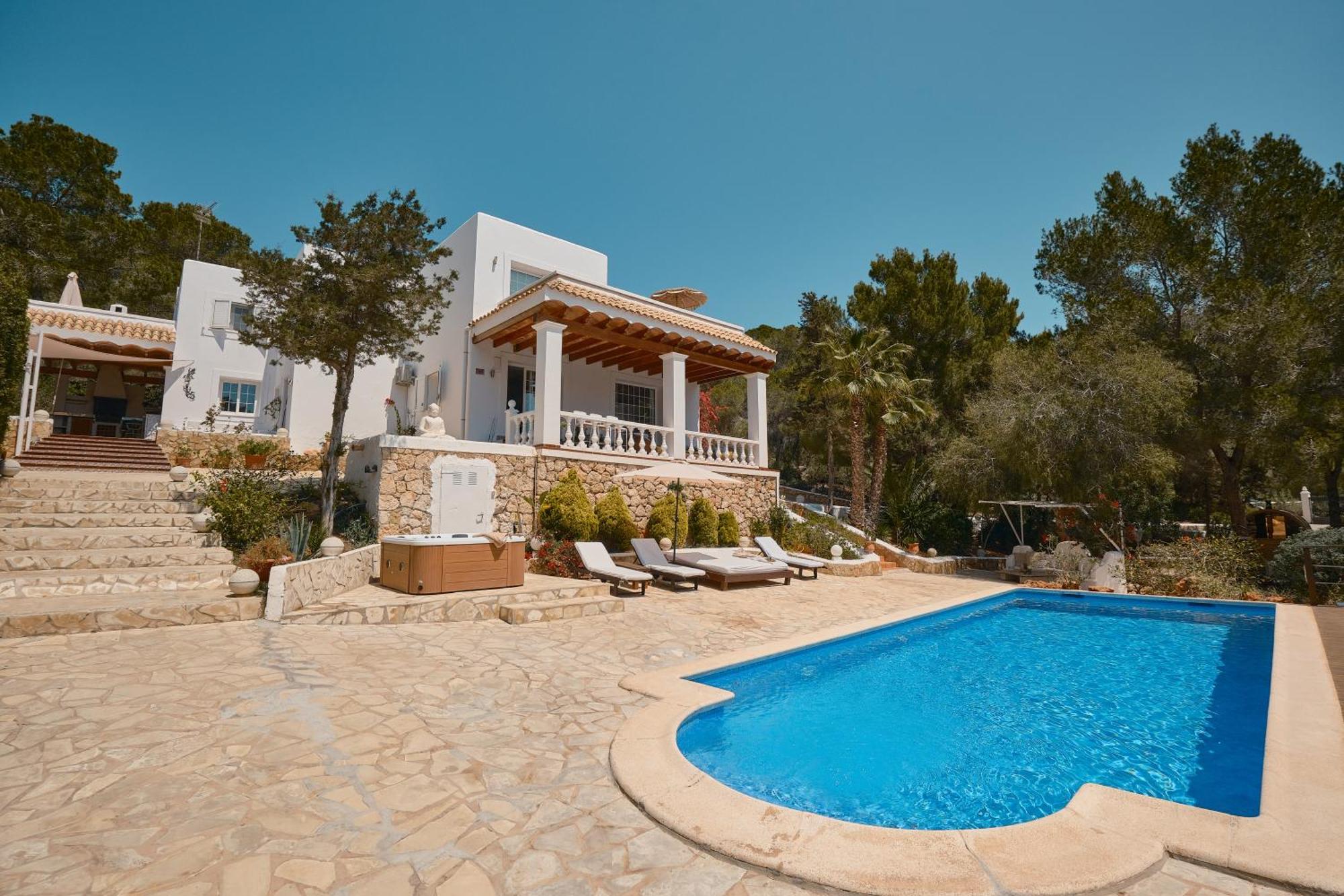 Sant Francesc de s'Estany Villa B&M Experience מראה חיצוני תמונה